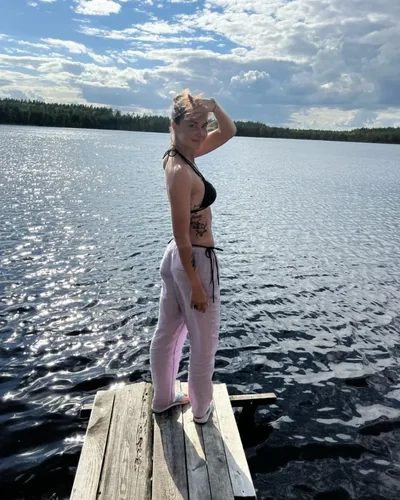 Голая Агата Муцениеце