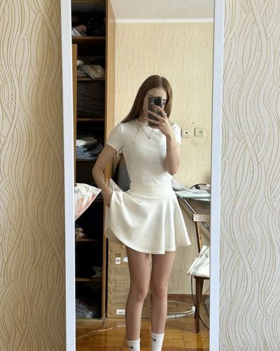 Голая Bloomus