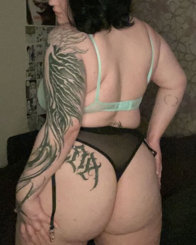 Chmonya Nude