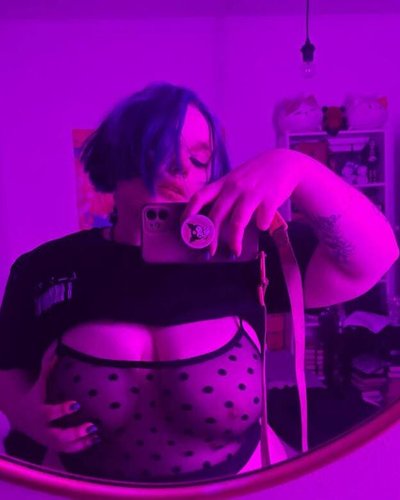 Chmonya Nude