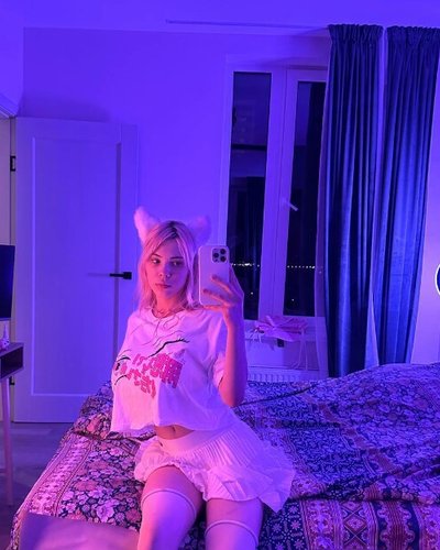 Kitty Keettt