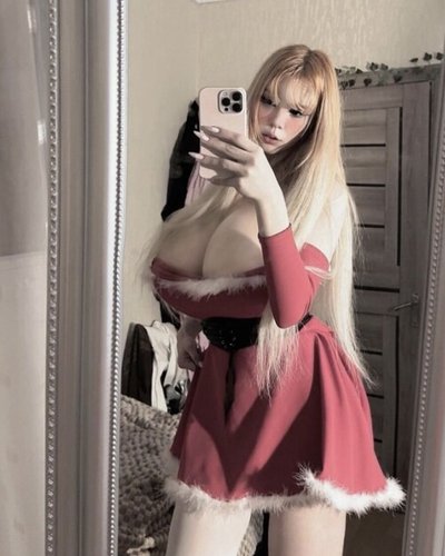 Голая Kitty Keettt
