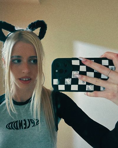 Nastya Kosh