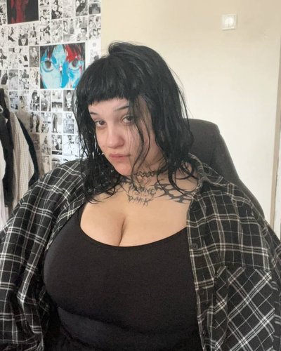 Chmonya Nude