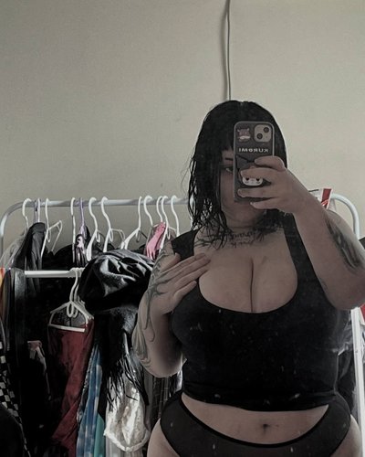 Chmonya Nude