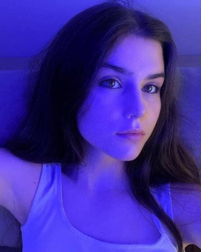 Голая Полина Денисова