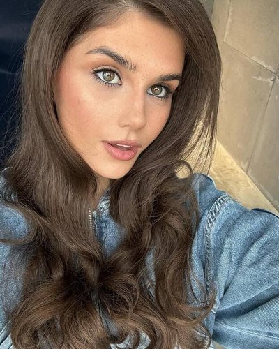 Голая Полина Денисова