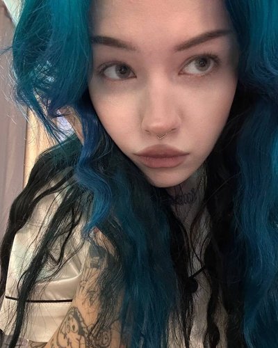 Лизы Бебриной