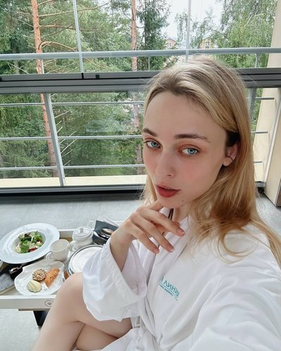 Голая Анастасия Крылова