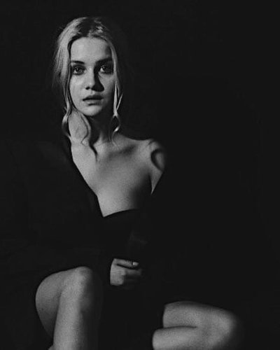 Голая Алина Воскресенская