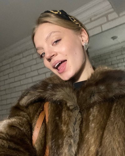 Голая Карина Александрова