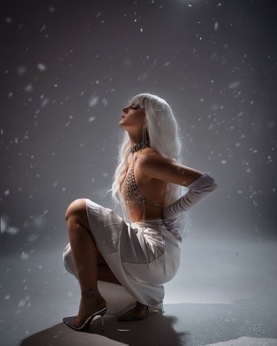 Голая Карина Александрова