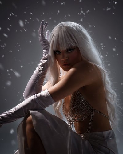 Голая Карина Александрова