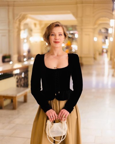 Голая Лиза Арзамасова