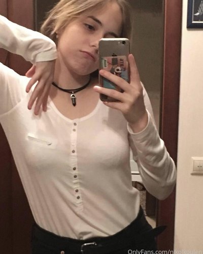 Николь Коулен