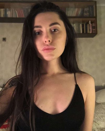 Евы Карицкой