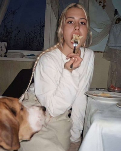 Khofmannita