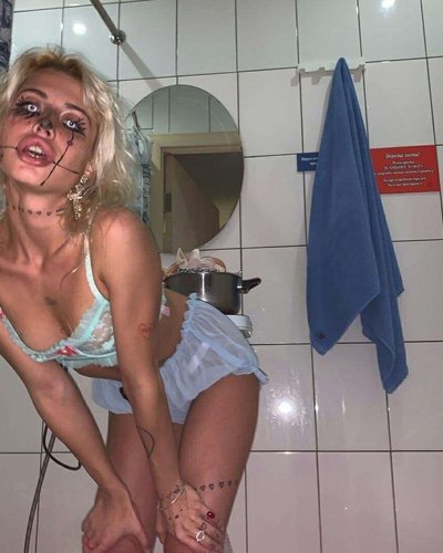 Голая Анна Михеева