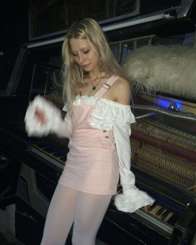 Голая Анна Михеева