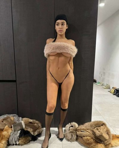 Голая Бьянка Цензори
