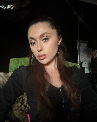 Евы Карицкой