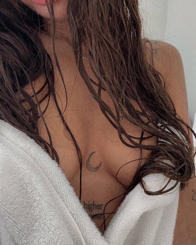 Айзы Долматовой