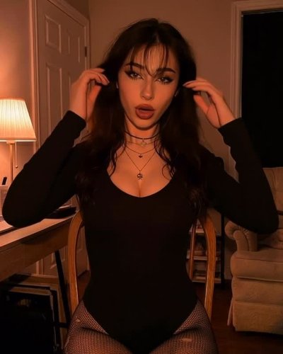 Голая Natalie Vox